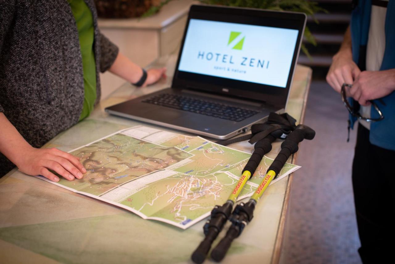 Hotel Zeni เบรนโตนิโก ภายนอก รูปภาพ